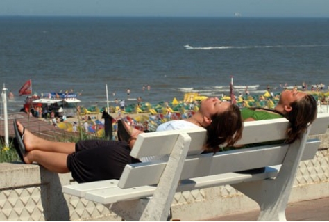 Nederlanders gaan minder op vakantie