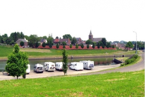 RECRON wil eind aan oneerlijke concurrentie van gemeenten met camperplaatsen
