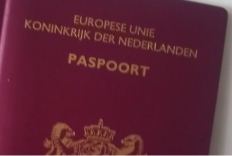 Paspoort knaak goedkoper per 2016