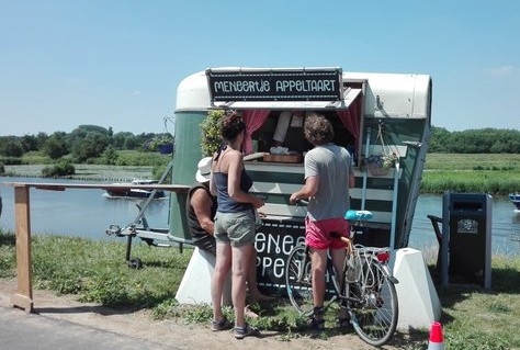 Extra warm welkom fietsers op Lingeroute