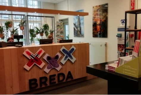 Breda sluit VVV-winkel