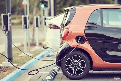 Kosten opladen elektrische auto bij laadpaal moeten duidelijk zijn