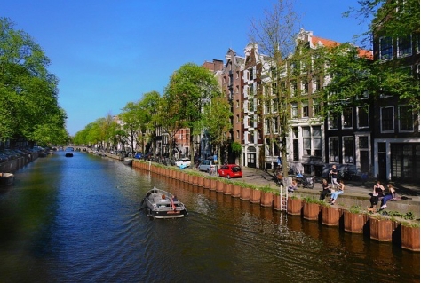 Steeds minder belangstelling voor trip naar Nederland
