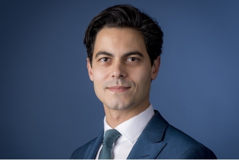 Beleid aangescherpt voor klimaatambities vliegbelasting omhoog - versnelling duurzaam gebouwde omgeving