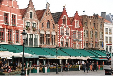 Belgische en Nederlandse gouverneurs openen horecavakbeurs BBB Maastricht