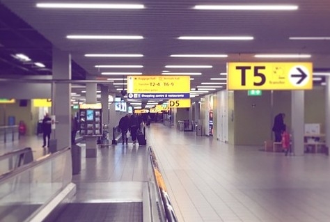 Ruud Sondag (CEO Schiphol) ziet geen reden tot beperkingen meer in aantal passagiers