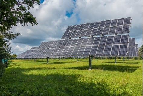 Nieuwe helpdesk overheid helpt gemeenten met zonne-energieprojecten