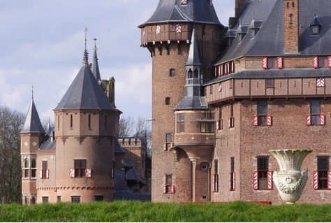 Kasteel De Haar mooiste publieke gebouw