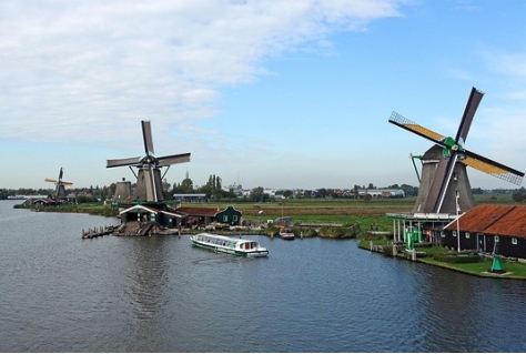 Gemeenteraad Zaanstad stemt in met entree voor toeristen Zaanse Schans, toegang blijft gratis voor Zaankanters