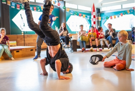 Hip-hop as a naturally inclusive space for leisure activities