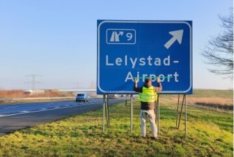 Greenpeace zet streep door Lelystad Airport