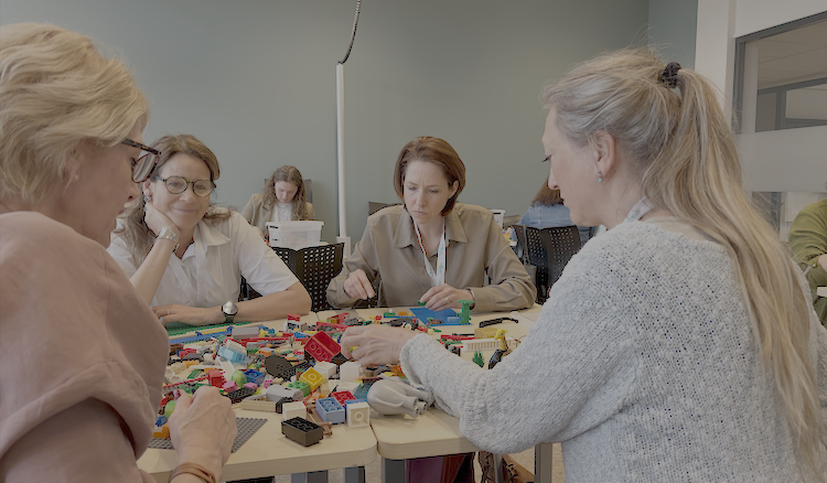 De bouwstenen van ruimtebeleving: bouwen aan publieke ruimte met LEGO® Serious Play