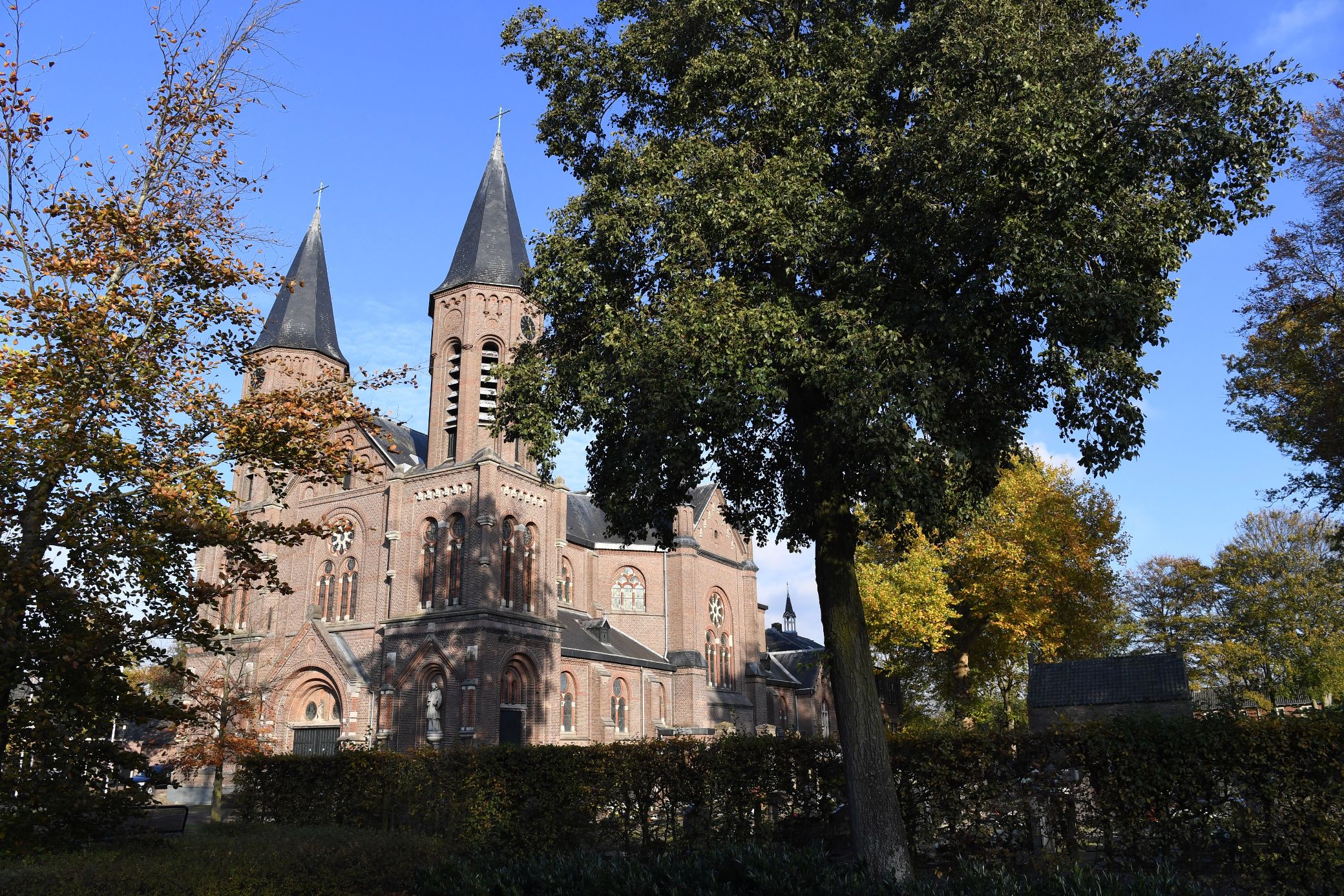 De monumentale kerk in Kaatsheuvel.