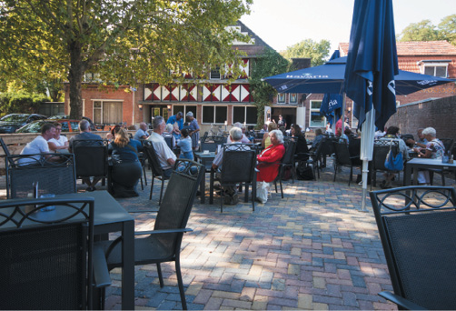 Horeca in kloosterdorp Steyl: het Vaerhoes (zie foto), de Vriendenkring, brasserie Quatre Bras en de Jochemhof.