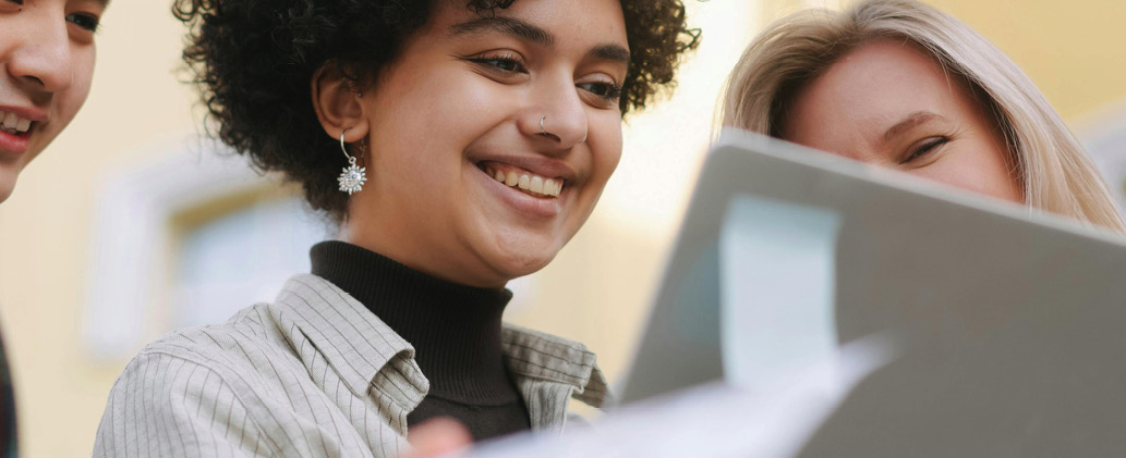 Tegelijkertijd worden teams steeds digitaler, diverser en dynamischer.