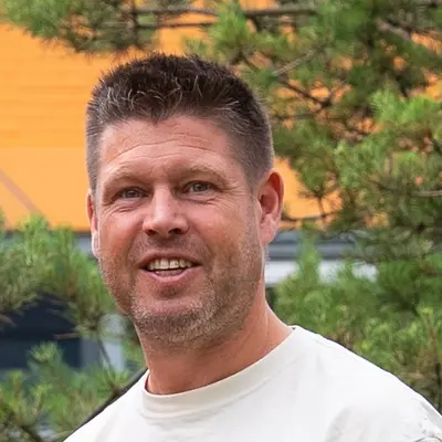 Author Simon de Wijs